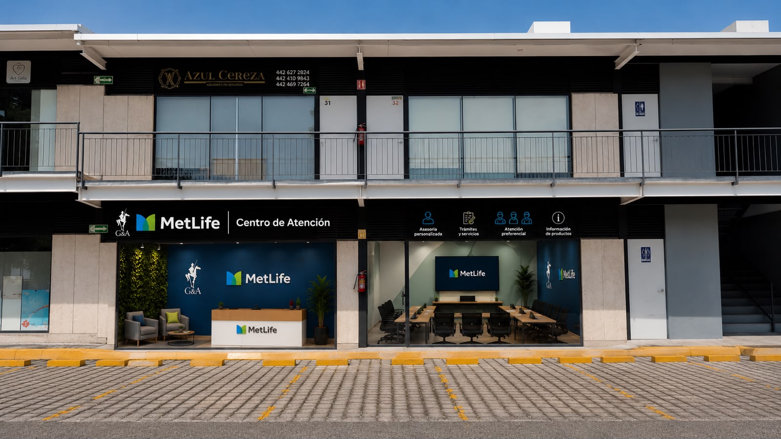 Entrada de Plaza Riviera y acceso al estacionamiento, Querétaro